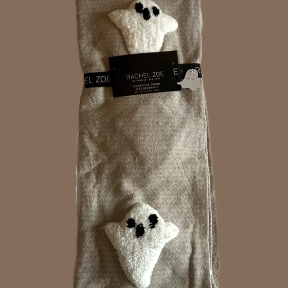 NWT Tik Tok Viral Rachel Zoe Beige Ghost Throw Blanket
